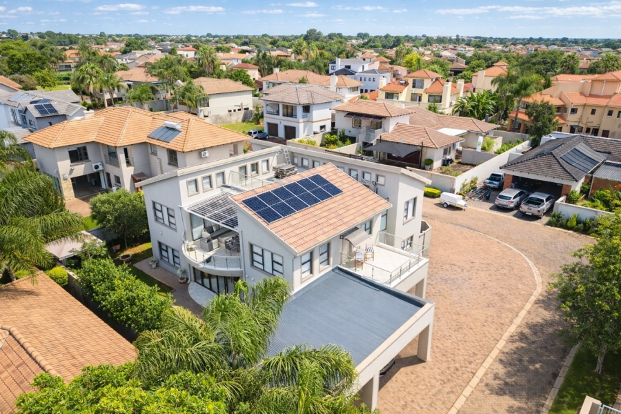 7 Bedroom Property for Sale in Melodie North West